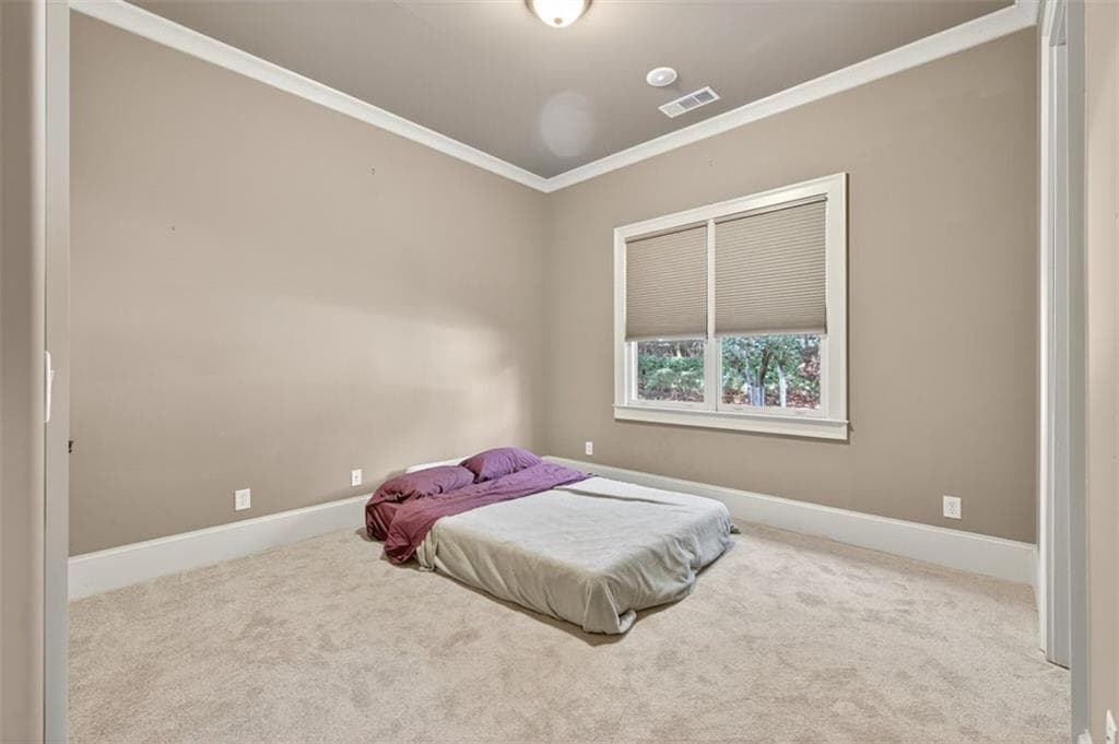 5 bedroom, 6 bathroom, 3,905 sq ft single family residence for sale at 5829 Swinging Gate Road, Gainesville, GA 30506 — photo 8