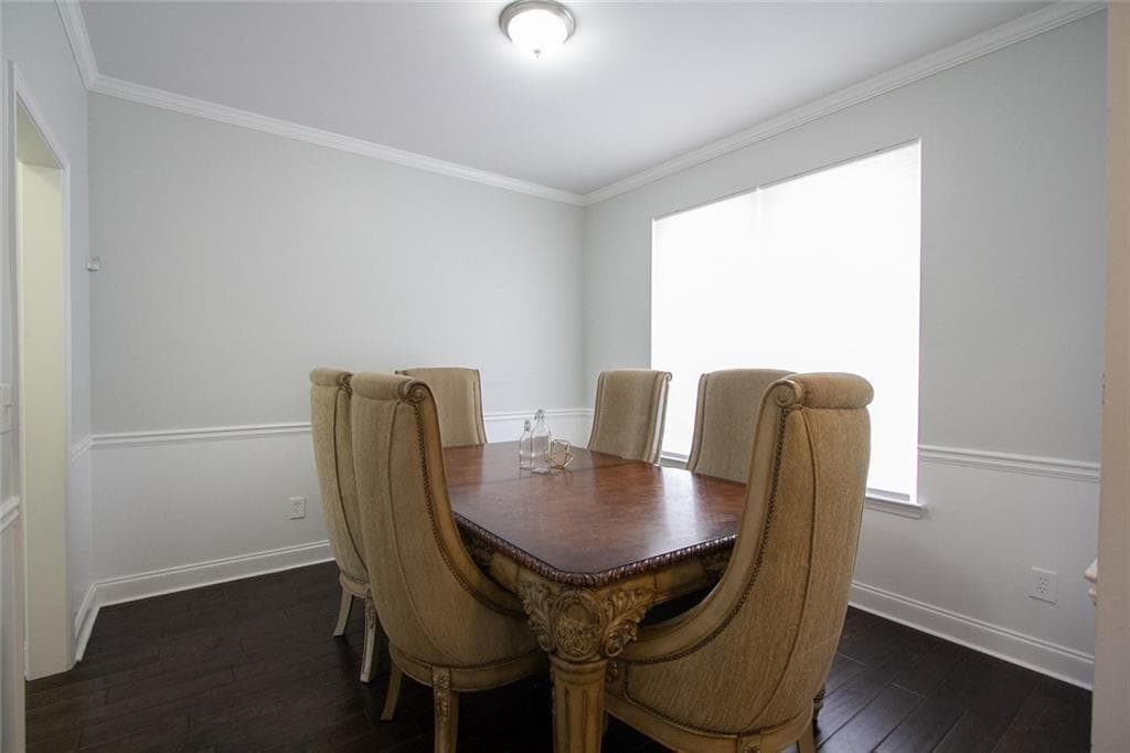 5 bedroom, 4 bathroom, 2,434 sq ft single family residence for sale at 973 Ashby Grove, Atlanta, GA 30314 — photo 5