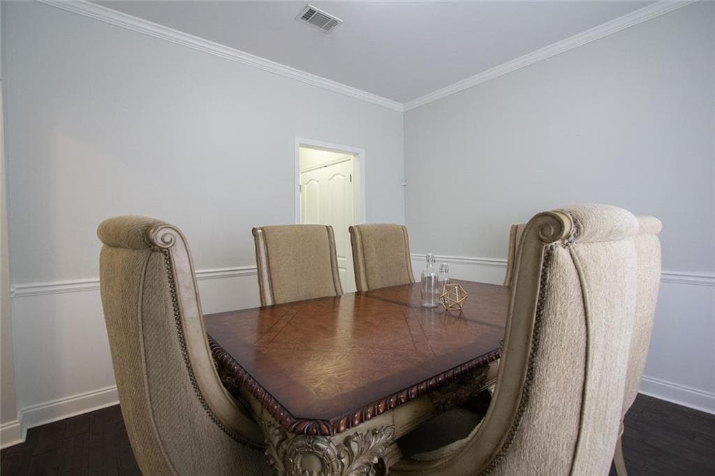 5 bedroom, 4 bathroom, 2,434 sq ft single family residence for sale at 973 Ashby Grove, Atlanta, GA 30314 — photo 6