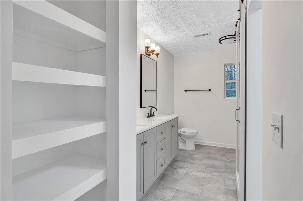 4 bedroom, 3 bathroom, 1,748 sq ft single family residence for rent at 6234 Culver Drive, Morrow, GA 30260 for $2,300 a month — photo 5