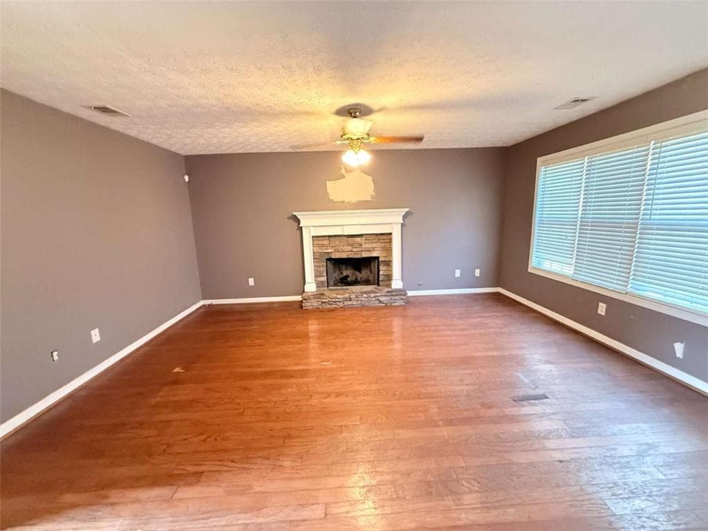 4 bedroom, 3 bathroom, 2,508 sq ft single family residence under contract at 65 Montgomery Court, Covington, GA 30016 — photo 5