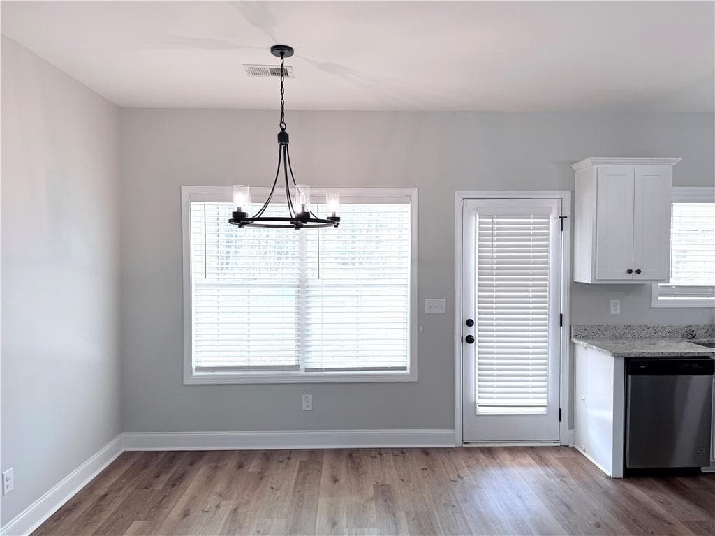 3 bedroom, 2 bathroom, 1,682 sq ft single family residence for sale at 147 Zion Wood Road, Loganville, GA 30052 — photo 8