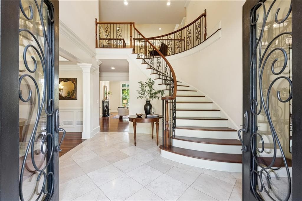 5 bedroom, 5 bathroom, 7,843 sq ft single family residence under contract at 6935 Wakehurst Place, Cumming, GA 30040 — photo 5