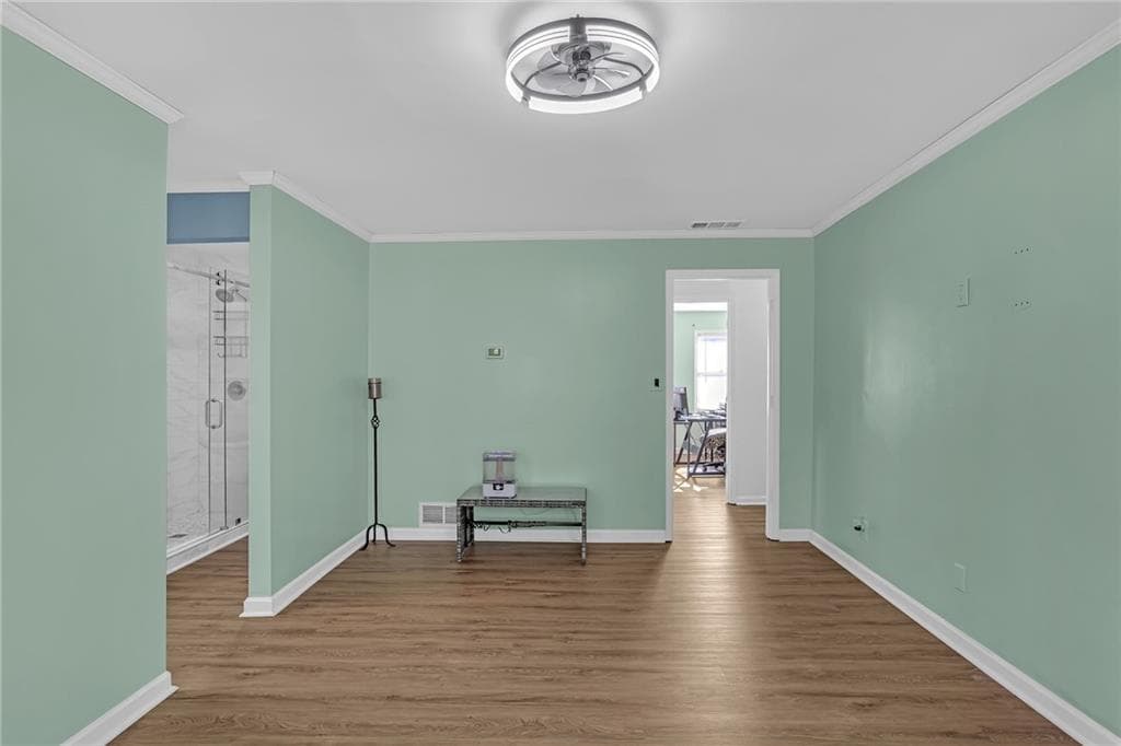 2 bedroom, 3 bathroom, 1,696 sq ft condominium for sale at 6315 Windsor Trace Drive, Peachtree Corners, GA 30092 — photo 3