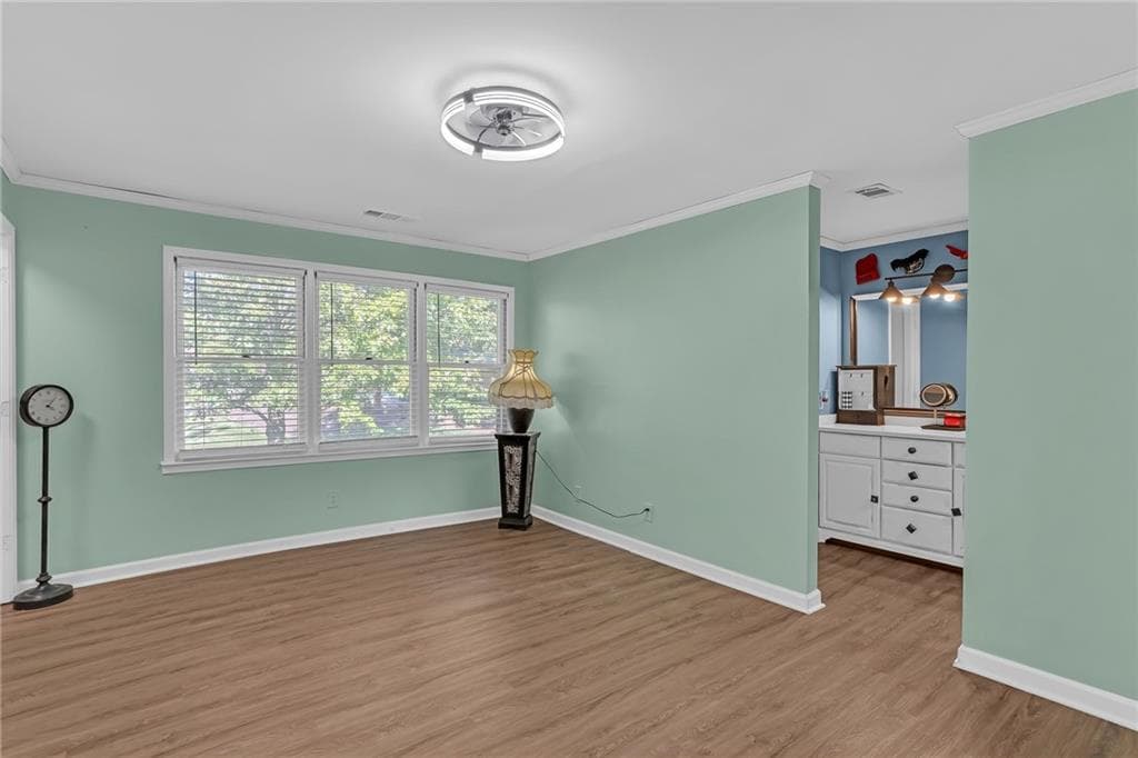 2 bedroom, 3 bathroom, 1,696 sq ft condominium for sale at 6315 Windsor Trace Drive, Peachtree Corners, GA 30092 — photo 4