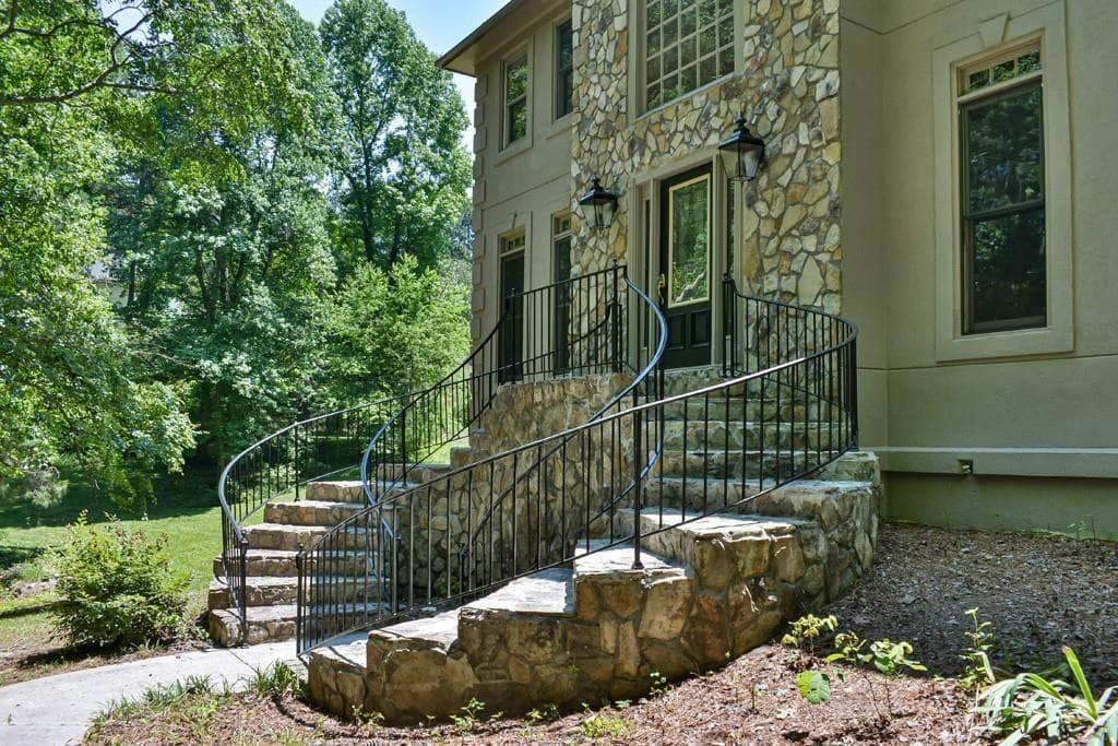 4 bedroom, 3 bathroom, 4,384 sq ft single family residence for sale at 3790 Belle Glade Trail, Snellville, GA 30039 — photo 5