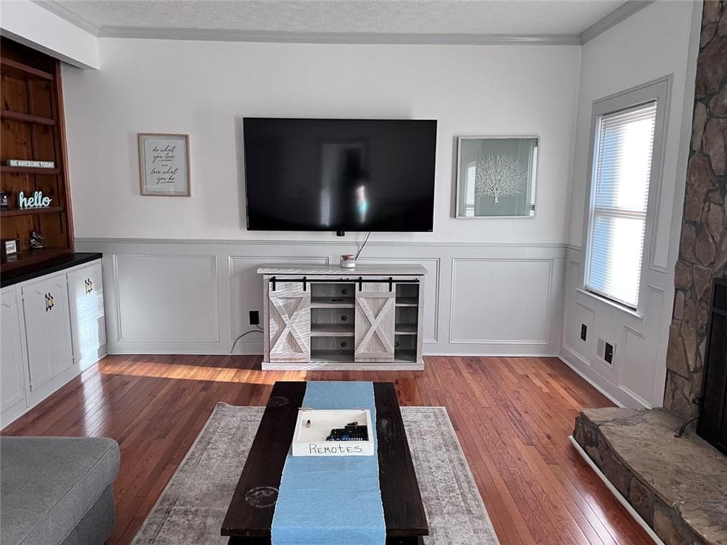 4 bedroom, 3 bathroom, 4,384 sq ft single family residence for sale at 3790 Belle Glade Trail, Snellville, GA 30039 — photo 7