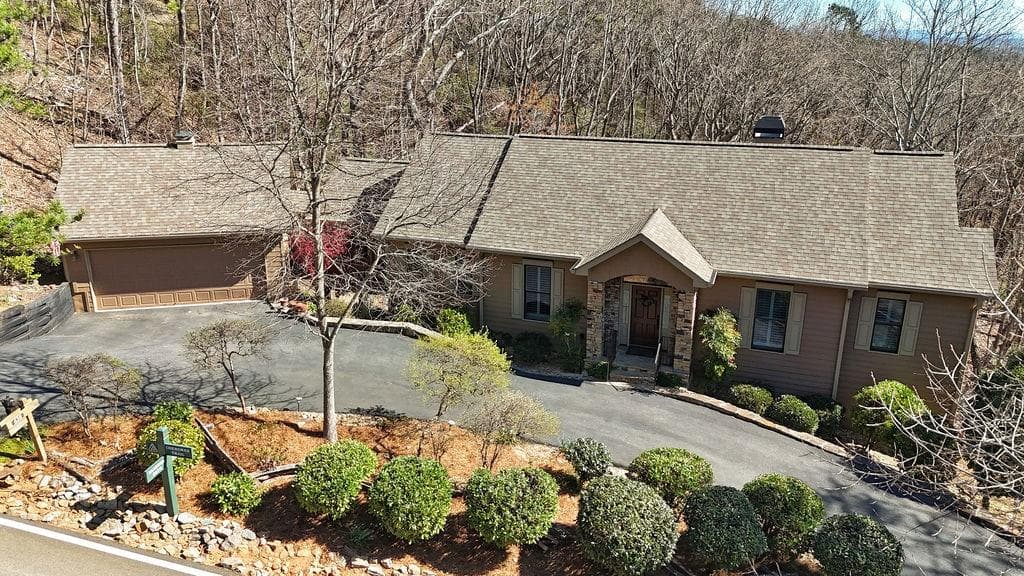 3 bedroom, 3 bathroom, 3,102 sq ft single family residence for sale at 628 Cherokee Trail, Jasper, GA 30153 — photo 4