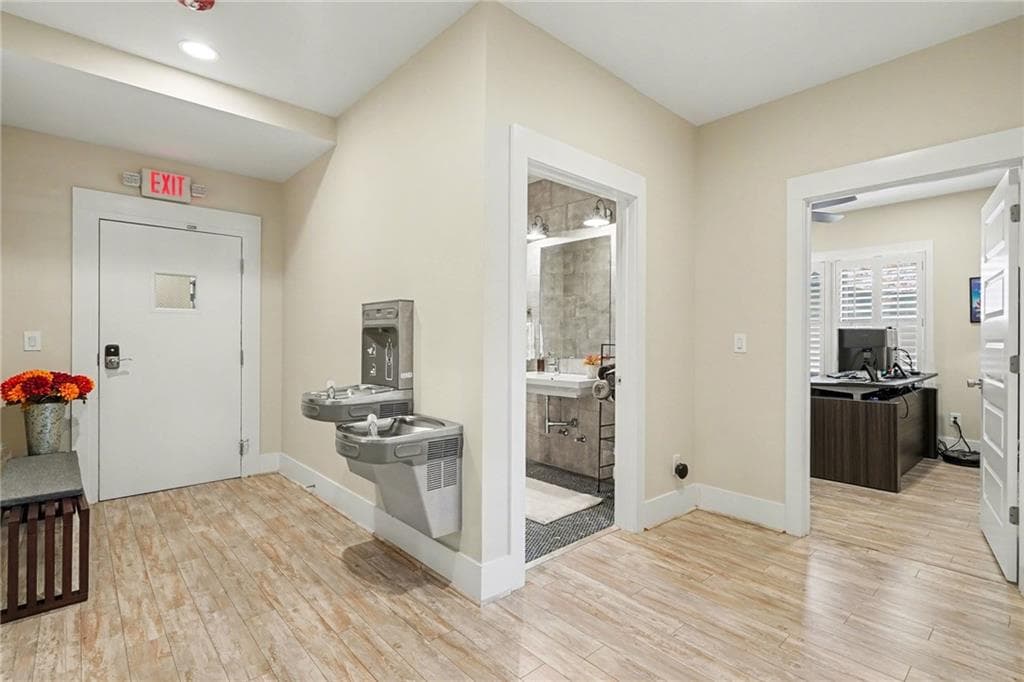 4 bedroom, 4 bathroom, 4,343 sq ft single family residence for sale at 119 E Maple Street, Decatur, GA 30030 — photo 8