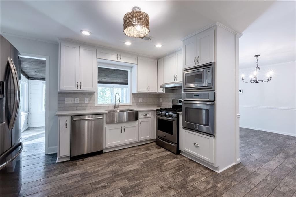 3 bedroom, 2 bathroom, 2,290 sq ft single family residence for sale at 143 Swanson Road, Fayetteville, GA 30214 — photo 6