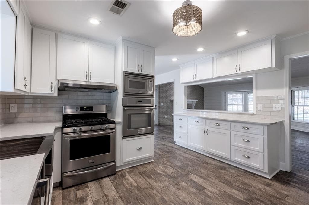 3 bedroom, 2 bathroom, 2,290 sq ft single family residence for sale at 143 Swanson Road, Fayetteville, GA 30214 — photo 7