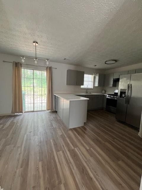 3 bedroom, 3 bathroom, 1,188 sq ft townhouse for sale at 3022 Fields Drive, Lithonia, GA 30038 — photo 2