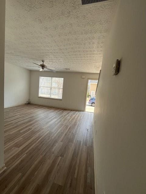 3 bedroom, 3 bathroom, 1,188 sq ft townhouse for sale at 3022 Fields Drive, Lithonia, GA 30038 — photo 6