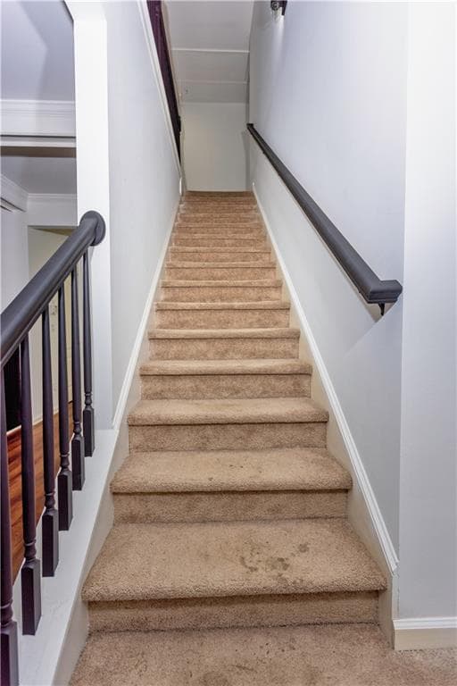 3 bedroom, 3 bathroom, 1,903 sq ft townhouse for sale at 933 Spicy Oak Drive, Lawrenceville, GA 30044 — photo 6