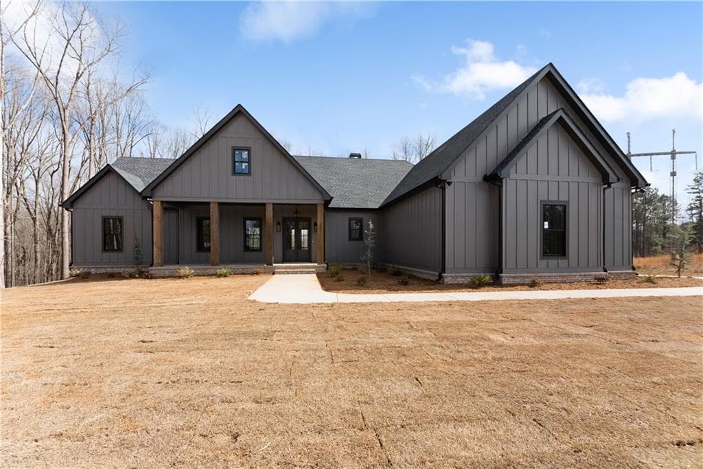 4 bedroom, 3 bathroom, 4,323 sq ft single family residence for rent at 3255 Tanners Mill Road, Gainesville, GA 30507 for $4,500 a month — photo 1 of 67