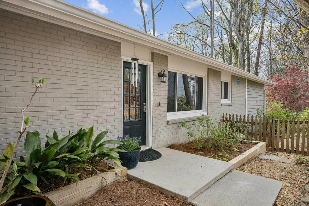 3 bedroom, 2 bathroom, 1,720 sq ft single family residence sold at 3875 Donaldson Drive, Atlanta, GA 30341