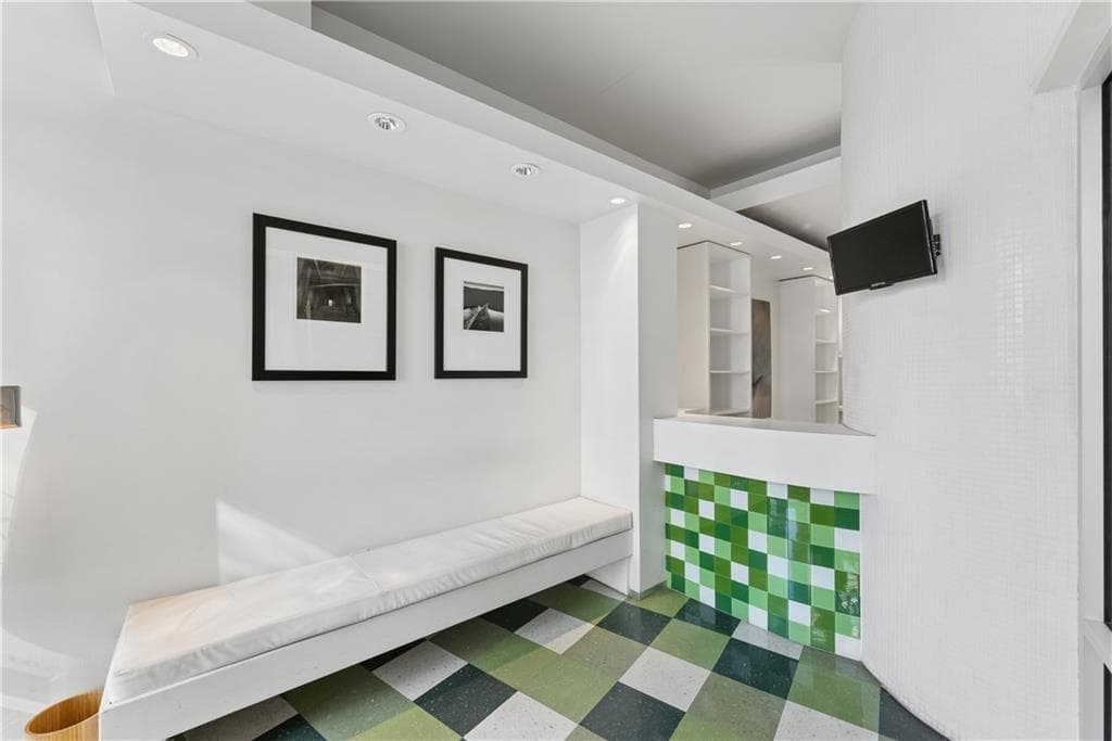 1 bedroom, 2 bathroom, 2,050 sq ft condominium under contract at 845 Spring Street B, Atlanta, GA 30308 — photo 5