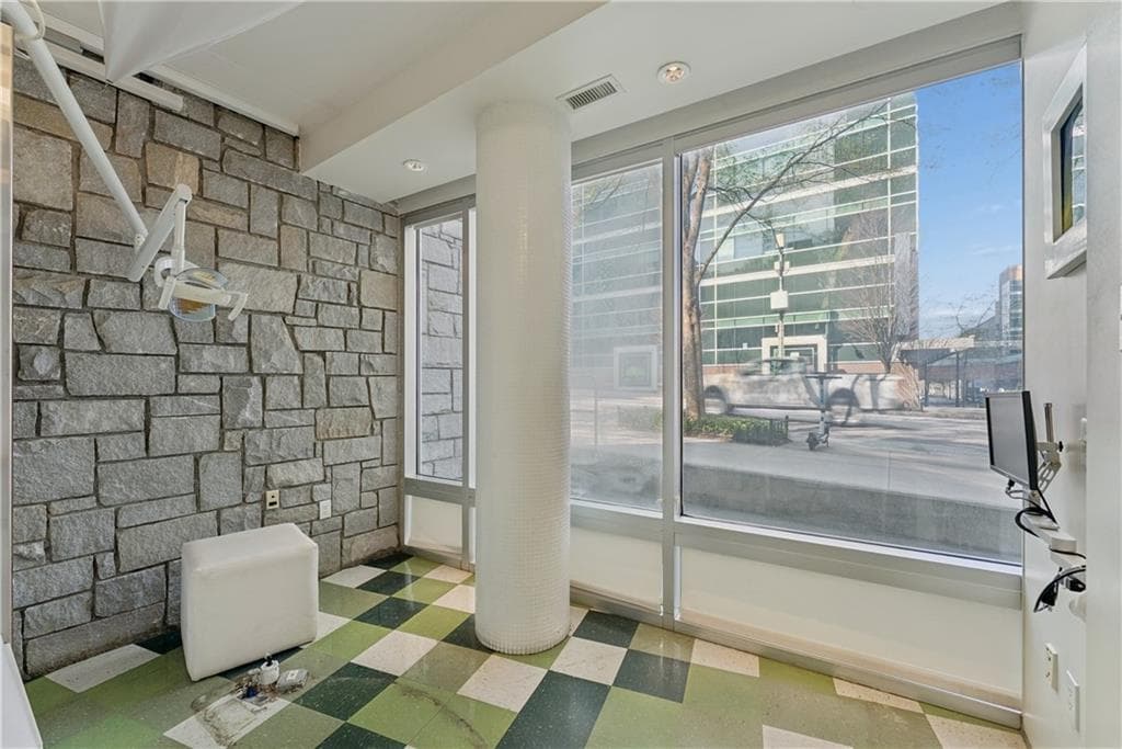1 bedroom, 2 bathroom, 2,050 sq ft condominium under contract at 845 Spring Street B, Atlanta, GA 30308 — photo 10