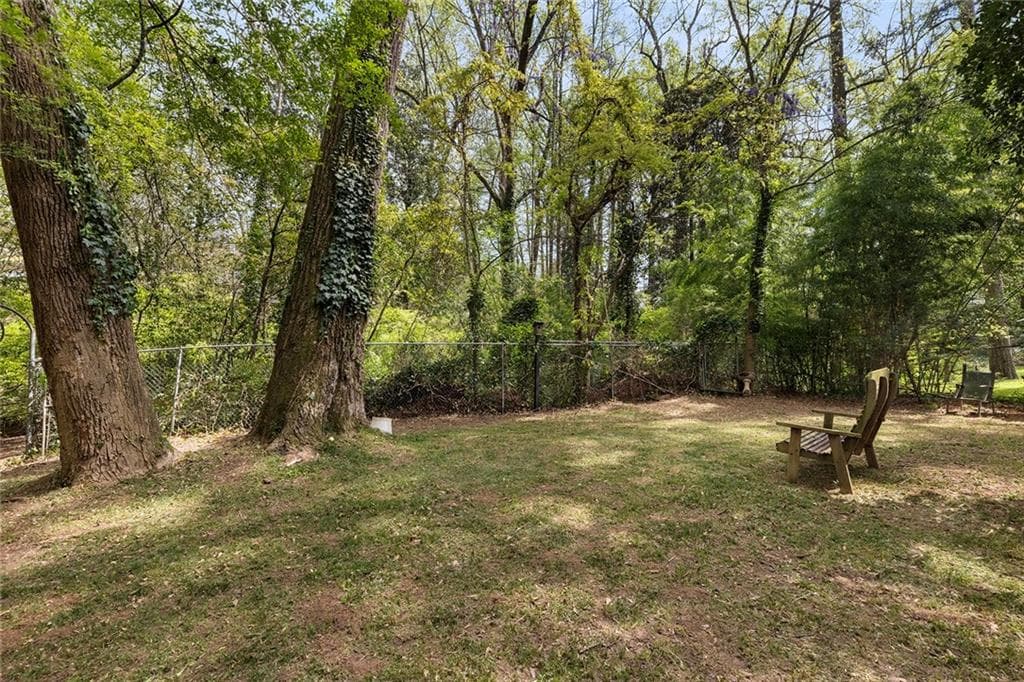 4 bedroom, 3 bathroom, 2,793 sq ft single family residence for sale at 747 Lullwater Road, Atlanta, GA 30307 — photo 8