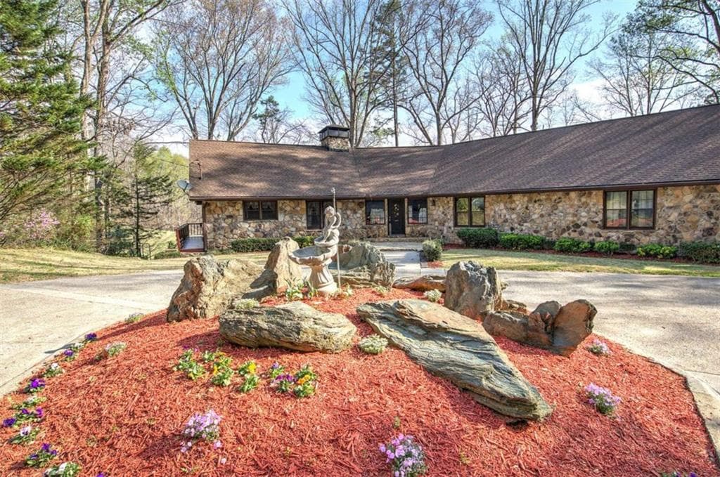 3 bedroom, 3 bathroom, 3,514 sq ft single family residence for sale at 75 Star Wars Path, Dallas, GA 30132 — photo 9