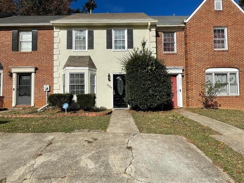 2 bedroom, 3 bathroom, 1,212 sq ft townhouse for rent at 2930 Governors Court, Marietta, GA 30066 for $1,600 a month — photo 1 of 11