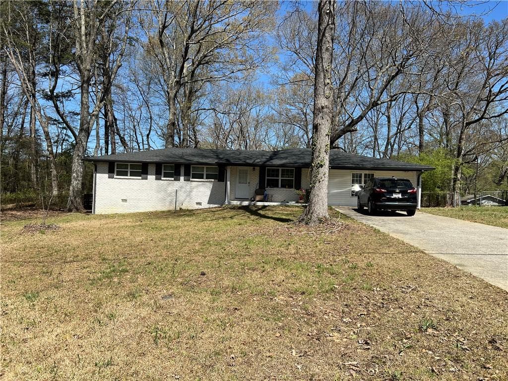 3 bedroom, 3 bathroom, 1,644 sq ft single family residence under contract at 6396 Pine Frost Drive, Douglasville, GA 30135