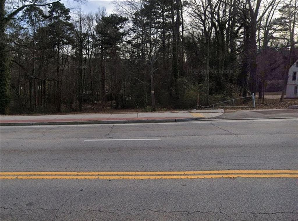 single family residence for sale at 3398 Glenwood Road, Decatur, GA 30032 — photo 3