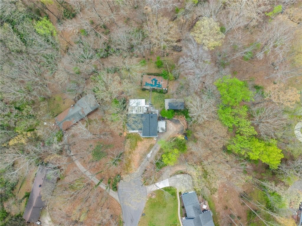 5 bedroom, 3 bathroom, 2,634 sq ft single family residence under contract at 4548 Holiday Heights Drive, Oakwood, GA 30566 — photo 10