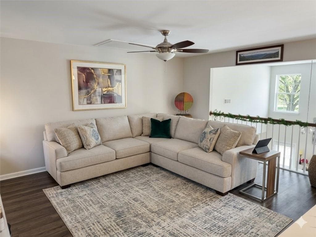5 bedroom, 4 bathroom, 2,804 sq ft single family residence for rent at 3155 Hunting Creek Pass, Douglasville, GA 30135 for $2,200 a month — photo 10