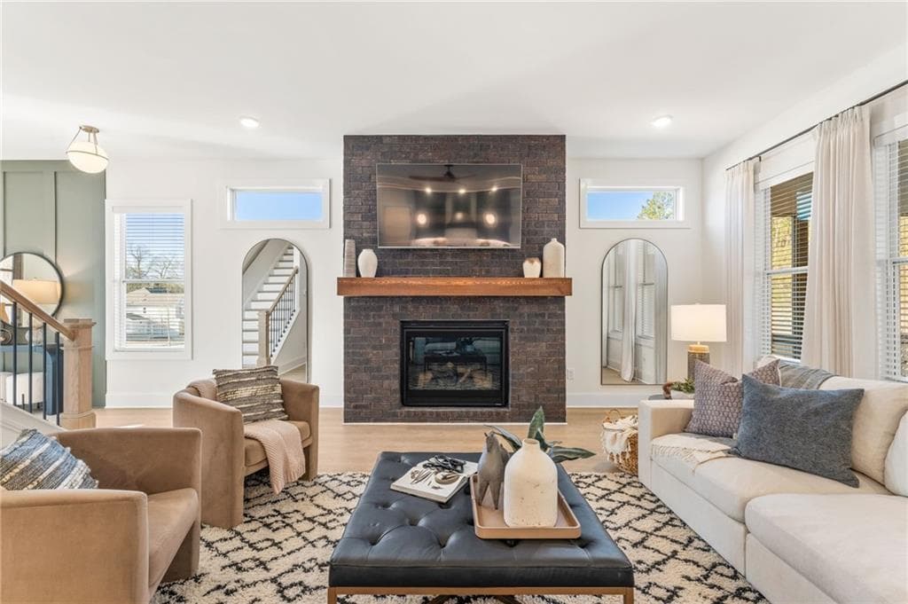 4 bedroom, 4 bathroom, 3,489 sq ft single family residence under contract at 300 Evie Lane, Canton, GA 30015 — photo 8
