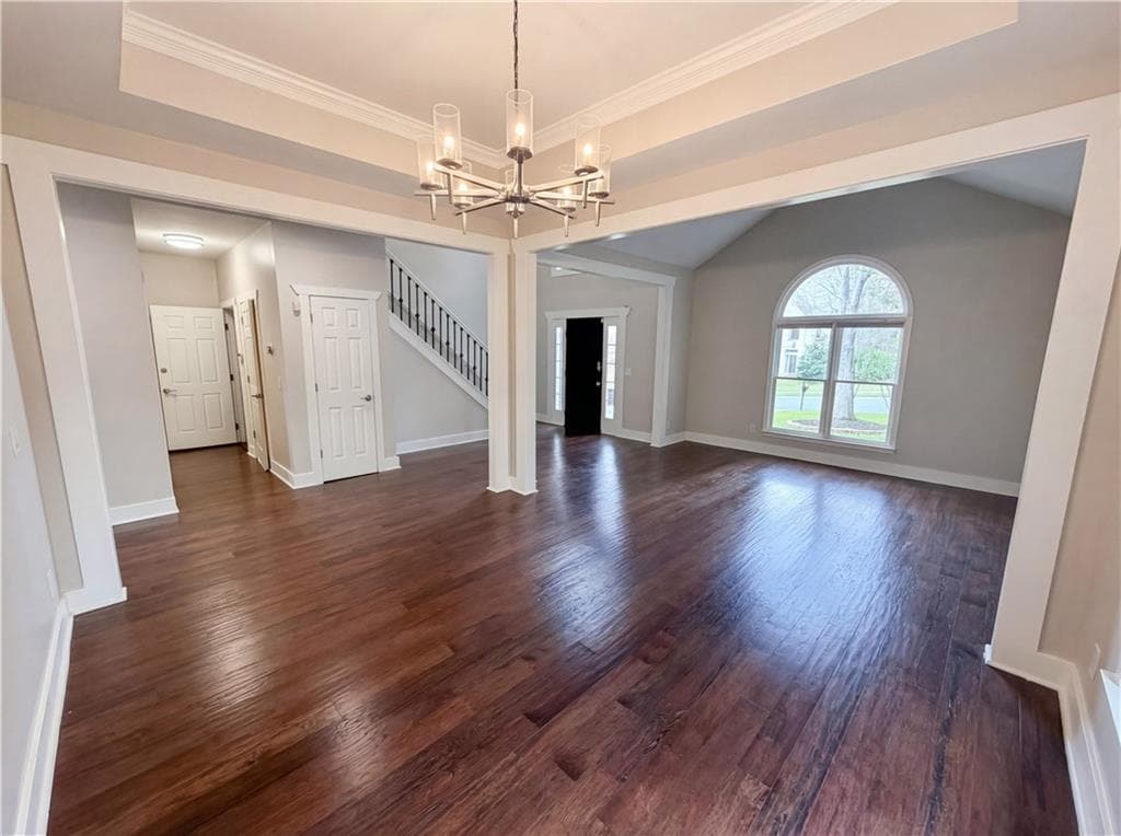 4 bedroom, 5 bathroom, 4,575 sq ft single family residence for sale at 4000 Amberley Lane, Marietta, GA 30062 — photo 6