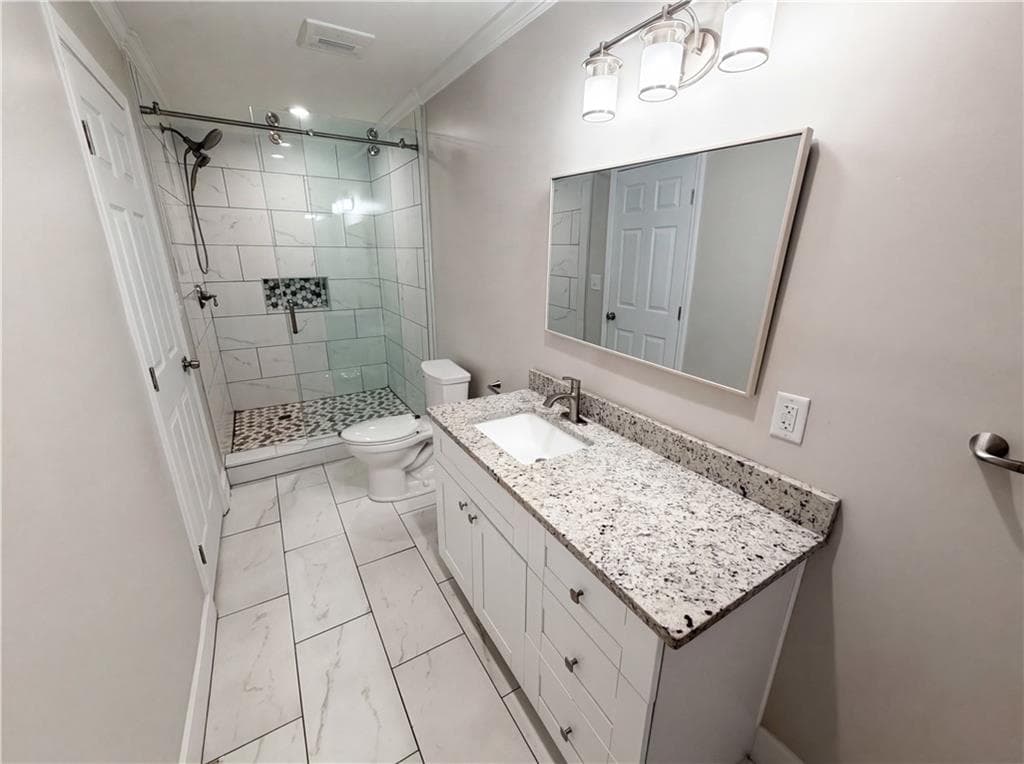 4 bedroom, 5 bathroom, 4,575 sq ft single family residence for sale at 4000 Amberley Lane, Marietta, GA 30062 — photo 10