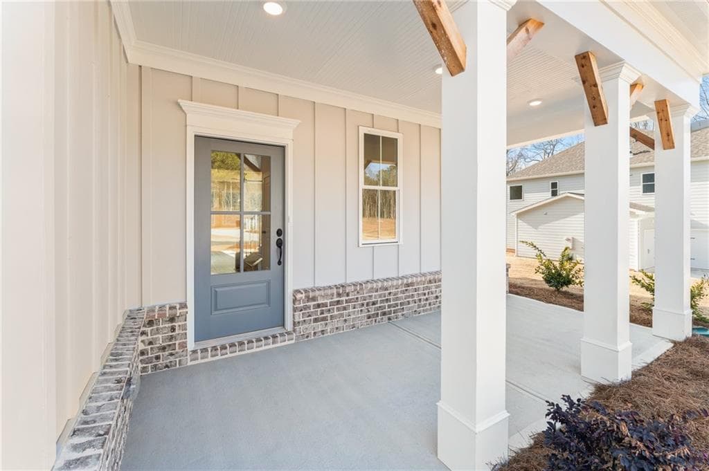 5 bedroom, 5 bathroom, 3,589 sq ft single family residence under contract at 217 Evie Lane, Canton, GA 30015 — photo 3