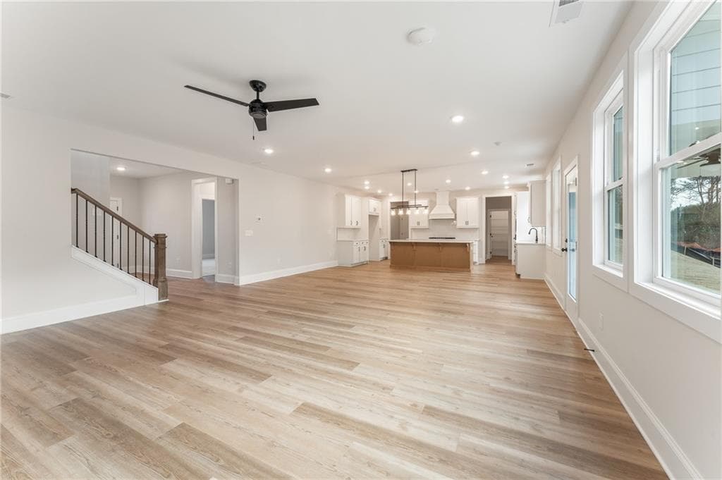 5 bedroom, 5 bathroom, 3,589 sq ft single family residence under contract at 217 Evie Lane, Canton, GA 30015 — photo 10