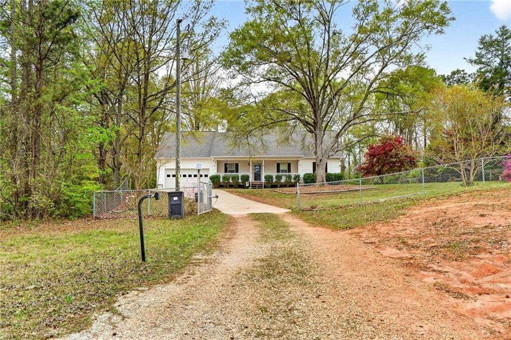 846 Campbell Rd, Covington, GA 30014 — most recent listing photo