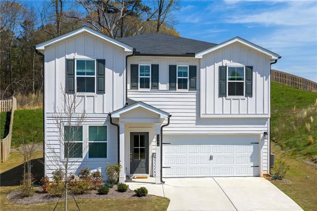 4 bedroom, 3 bathroom, 2,492 sq ft single family residence under contract at 5206 Mulberry Creek Way, Flowery Branch, GA 30542