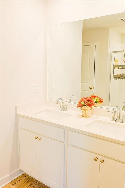 4 bedroom, 3 bathroom, 2,492 sq ft single family residence under contract at 5206 Mulberry Creek Way, Flowery Branch, GA 30542 — photo 7