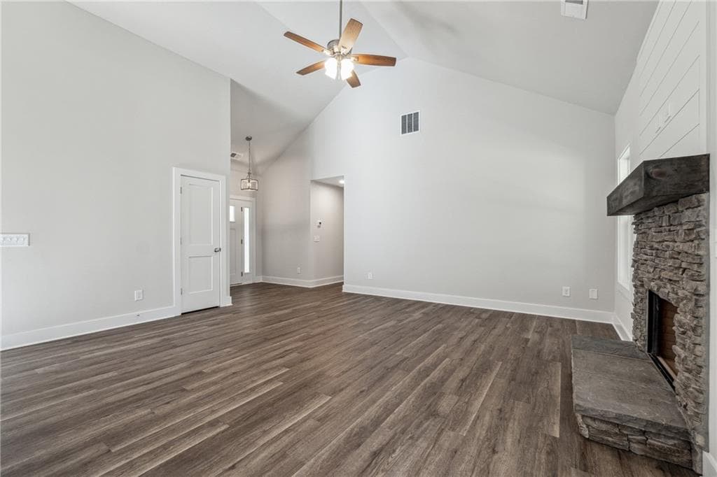 3 bedroom, 2 bathroom, 1,800 sq ft single family residence under contract at 7407 Highway 136 West, Talking Rock, GA 30175 — photo 9