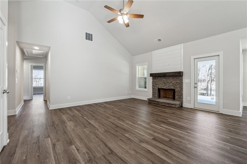 3 bedroom, 2 bathroom, 1,800 sq ft single family residence under contract at 7407 Highway 136 West, Talking Rock, GA 30175 — photo 10