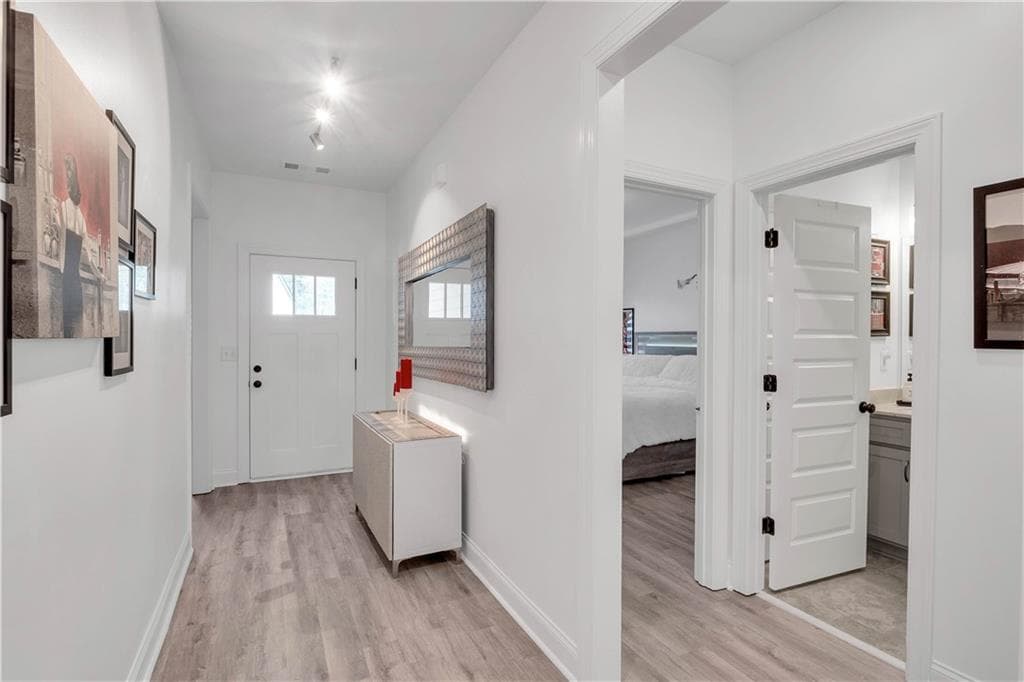 4 bedroom, 3 bathroom, 2,308 sq ft single family residence for sale at 22 Mallard Creek Way, Bethlehem, GA 30620 — photo 5