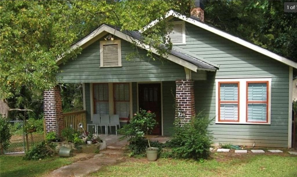 2 bedroom, 2 bathroom, 908 sq ft single family residence for sale at 734 McDonough Boulevard, Atlanta, GA 30315 — photo 1 of 11