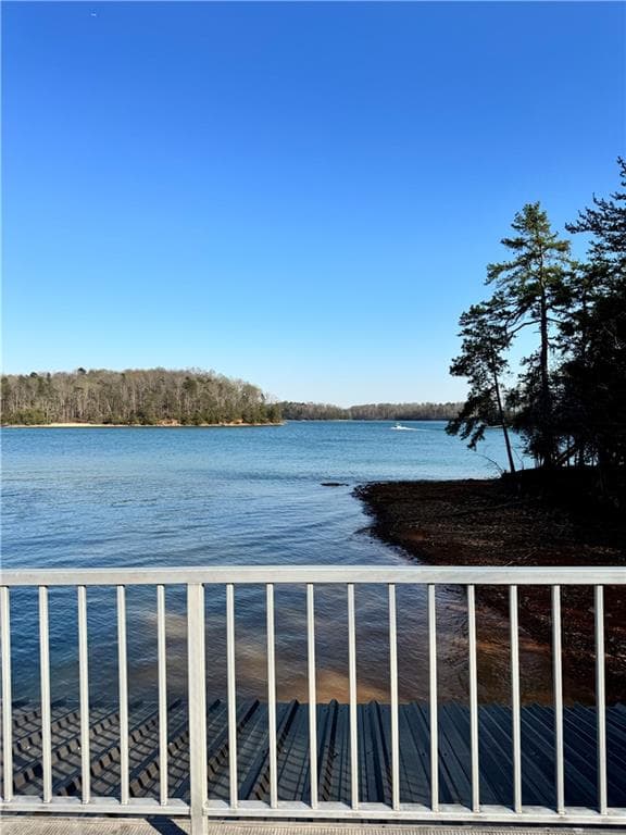 single family residence under contract at 7208 Collins Drive, Cumming, GA 30041 — photo 2
