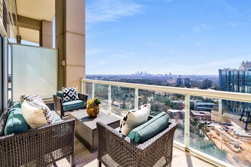 2 bedroom, 4 bathroom, 3,141 sq ft condominium for sale at 2881 Peachtree Road 2405, Atlanta, GA 30305 — photo 7
