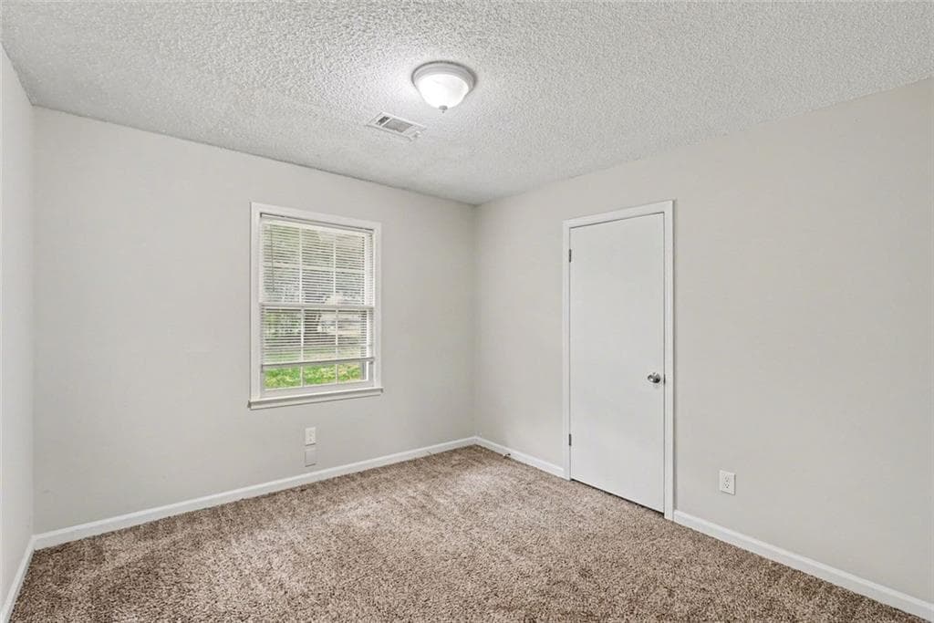3 bedroom, 2 bathroom, 1,120 sq ft single family residence for sale at 4500 Nebo Road, Hiram, GA 30141 — photo 5