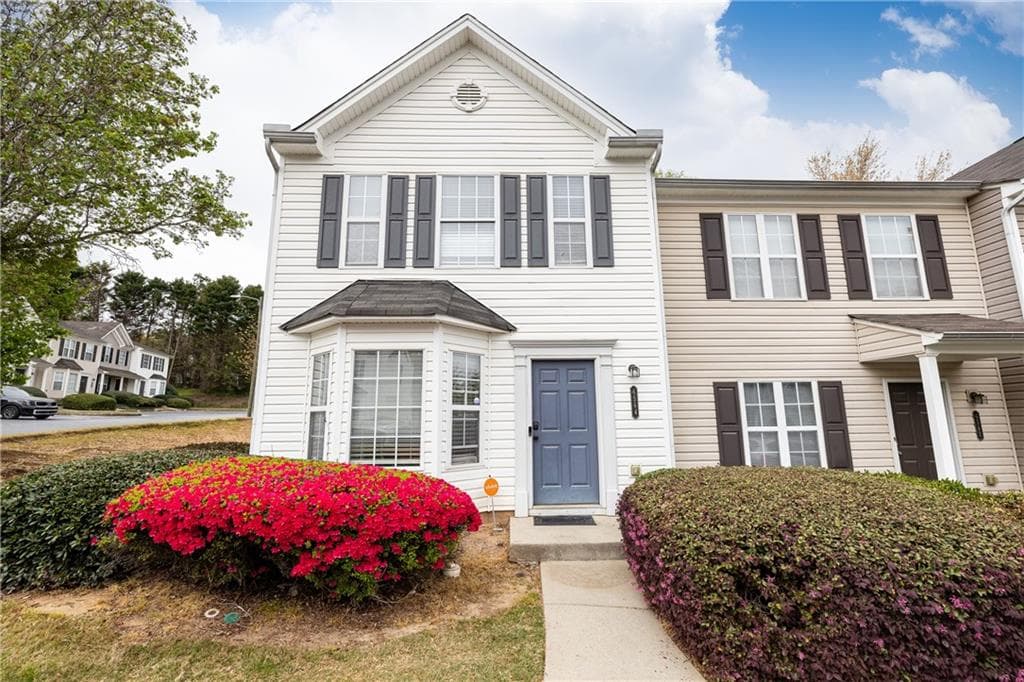 4 bedroom, 3 bathroom, 1,454 sq ft condominium for sale at 6564 Arbor Gate Drive 4, Mableton, GA 30126