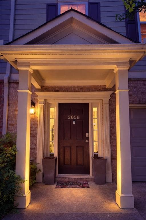 4 bedroom, 4 bathroom, 1,676 sq ft townhouse under contract at 3658 Utoy Drive, Atlanta, GA 30331 — photo 2
