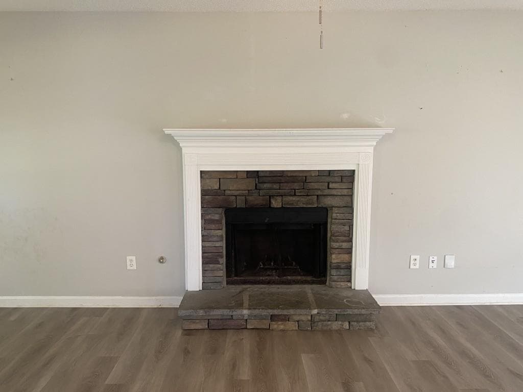 4 bedroom, 3 bathroom, 2,211 sq ft single family residence for sale at 5132 Meadows Lake Drive, Powder Springs, GA 30127 — photo 4