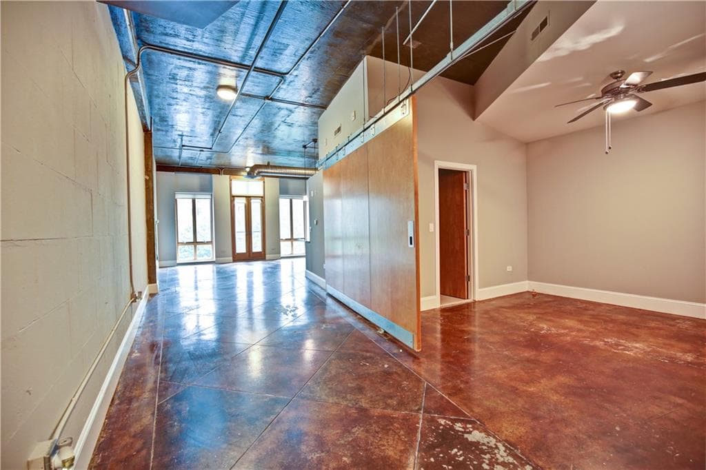 1 bedroom, 1 bathroom, 1,090 sq ft condominium for sale at 123 Luckie Street 2510, Atlanta, GA 30303 — photo 4