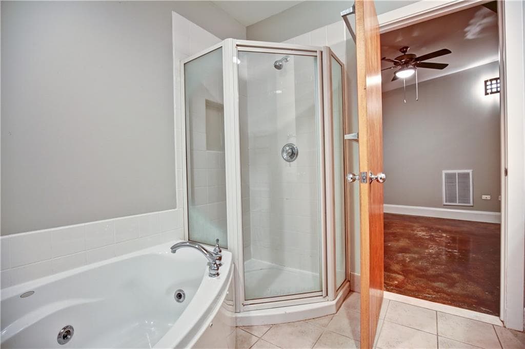 1 bedroom, 1 bathroom, 1,090 sq ft condominium for sale at 123 Luckie Street 2510, Atlanta, GA 30303 — photo 10