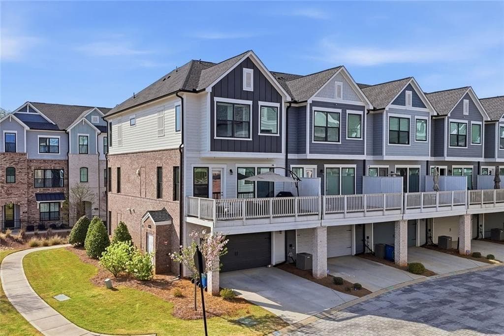405 Ashbury Drive, Roswell, GA 30076 — most recent listing photo